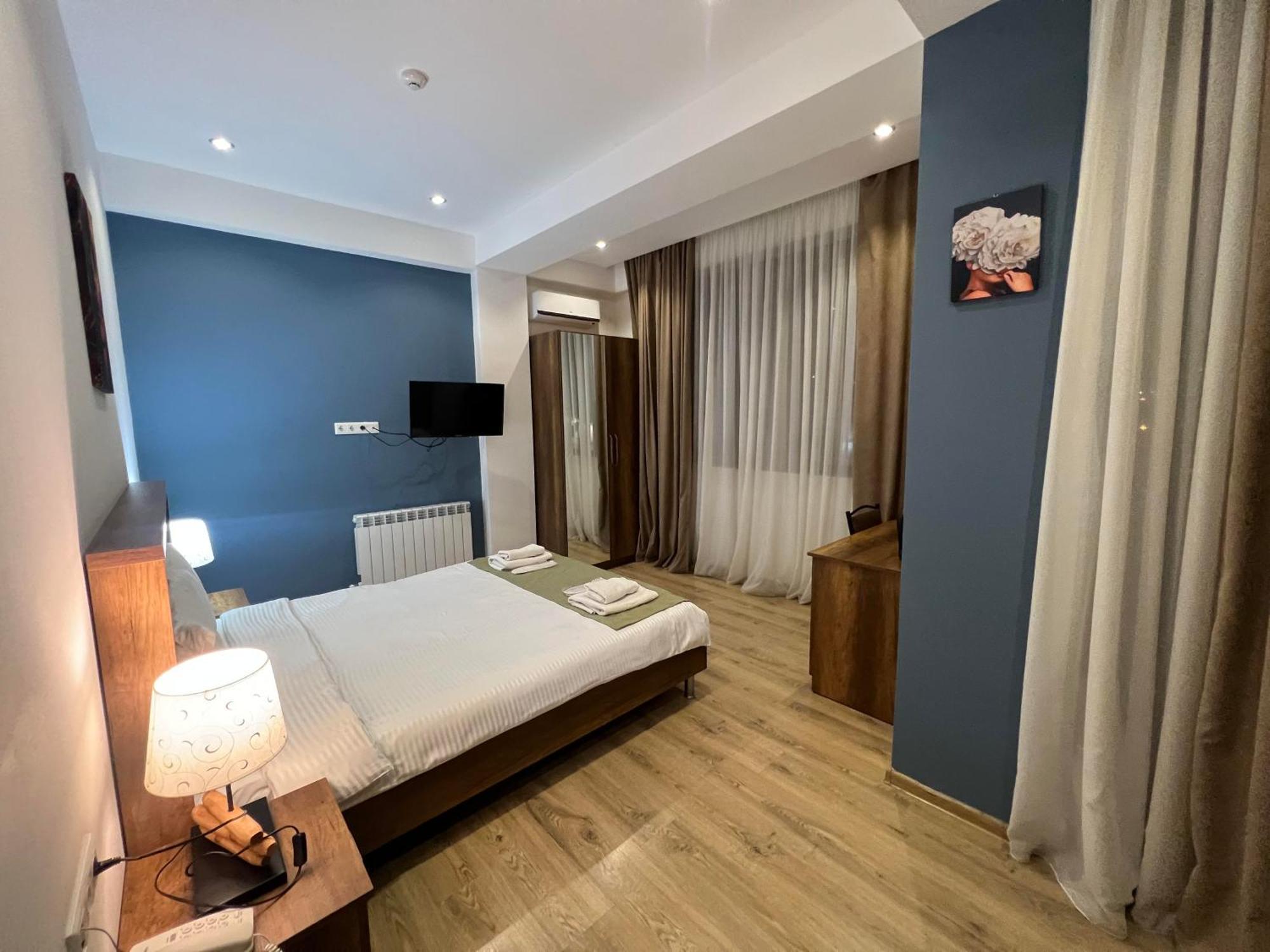 Hotel King Tom Tbilisi Zewnętrze zdjęcie