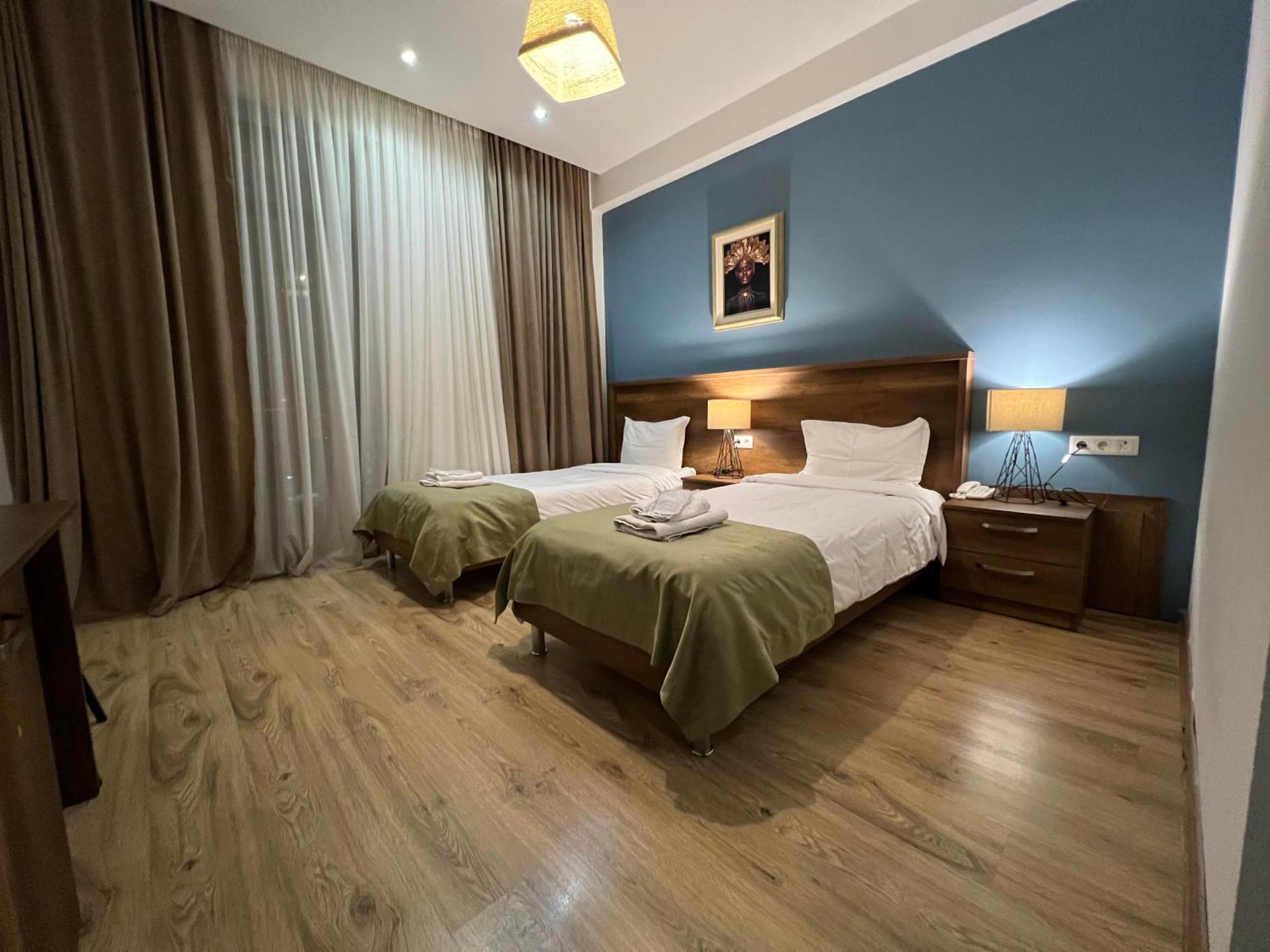 Hotel King Tom Tbilisi Zewnętrze zdjęcie