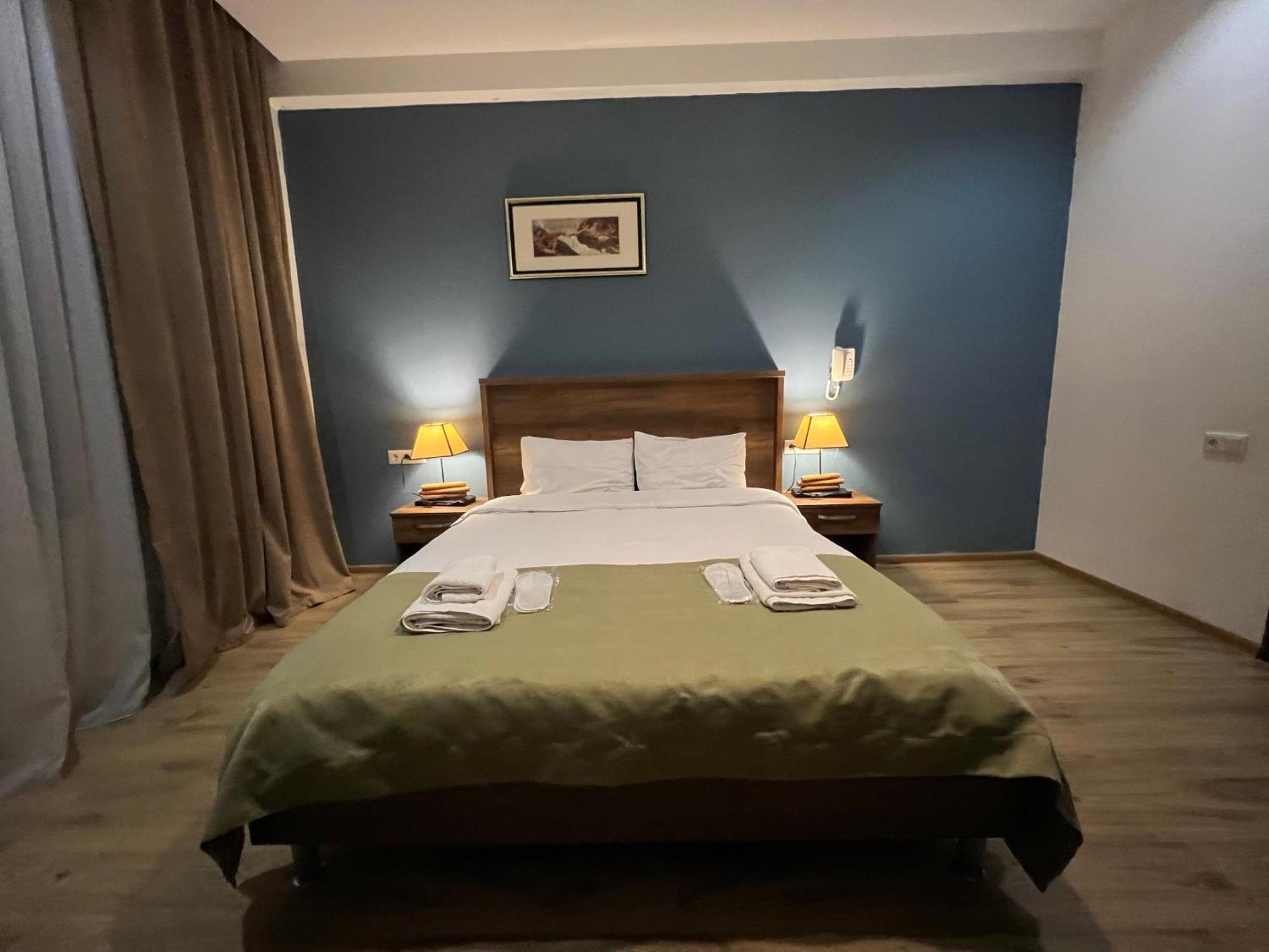 Hotel King Tom Tbilisi Zewnętrze zdjęcie
