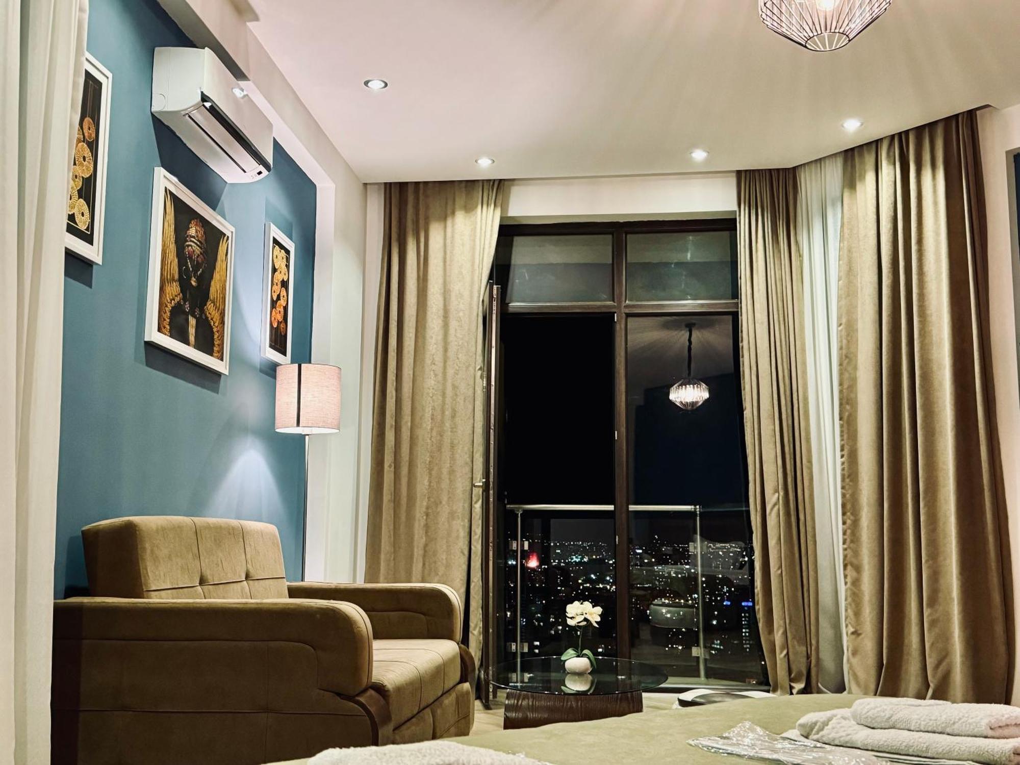 Hotel King Tom Tbilisi Zewnętrze zdjęcie