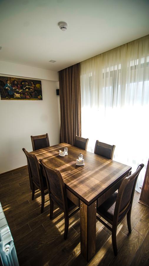 Hotel King Tom Tbilisi Zewnętrze zdjęcie