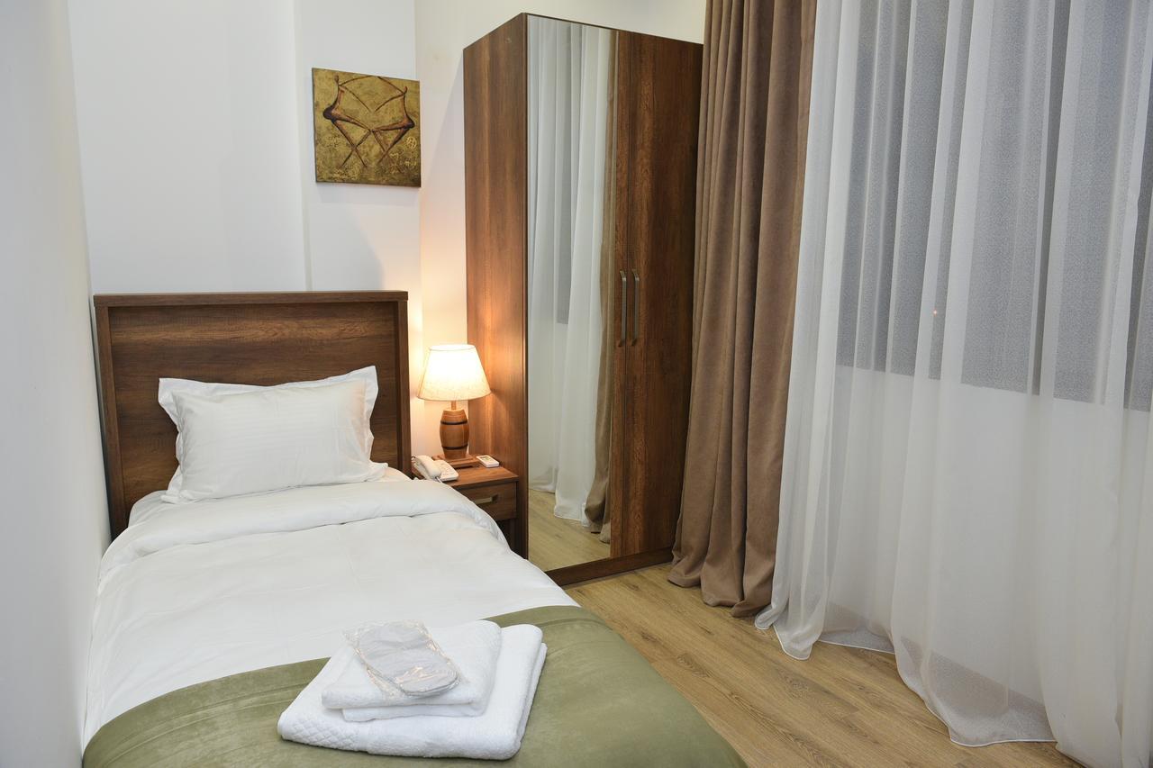 Hotel King Tom Tbilisi Zewnętrze zdjęcie
