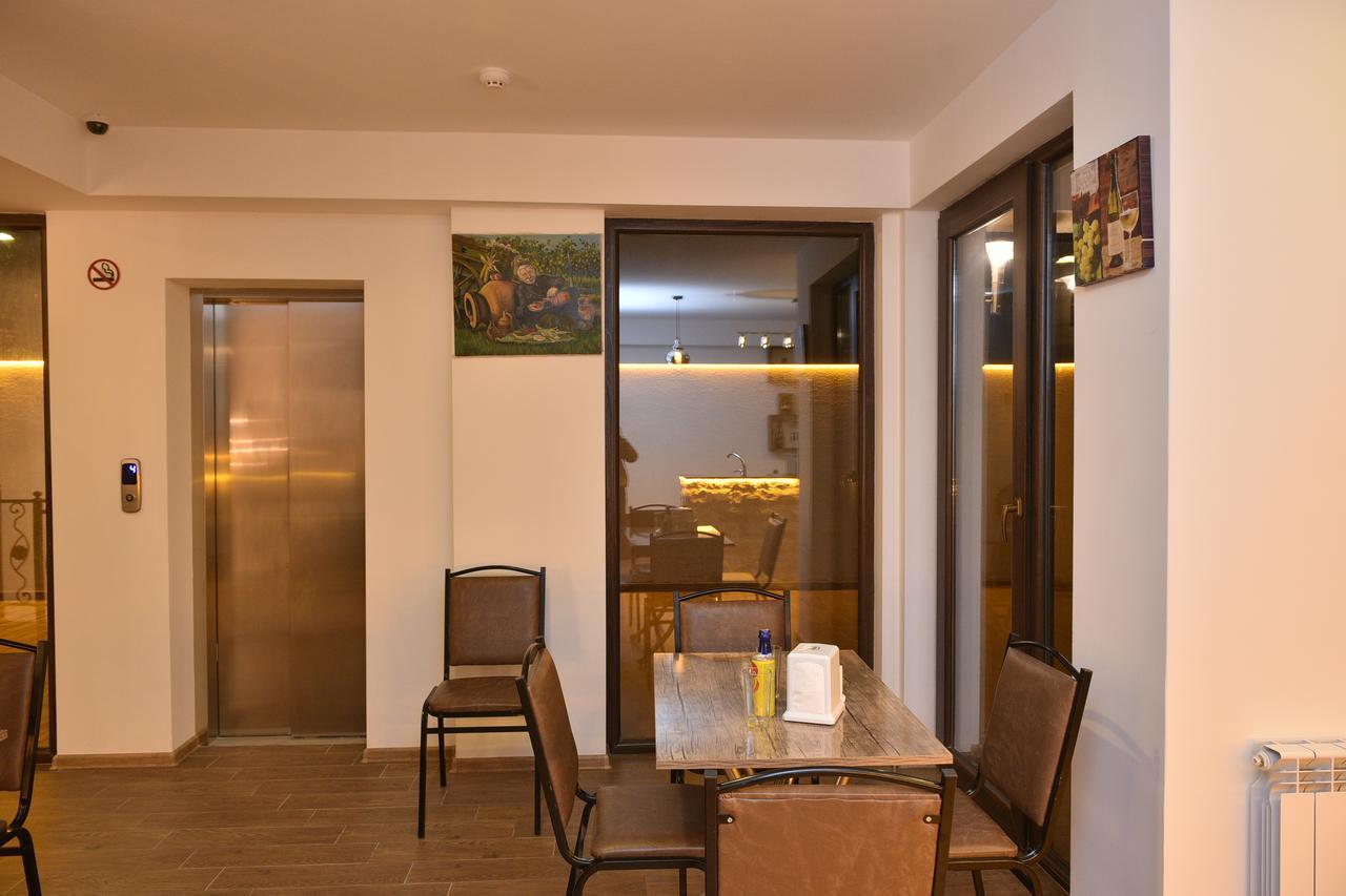 Hotel King Tom Tbilisi Zewnętrze zdjęcie
