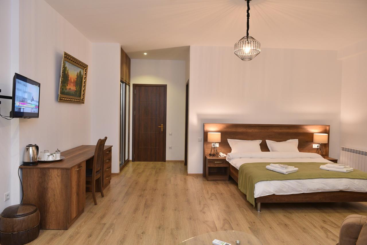 Hotel King Tom Tbilisi Zewnętrze zdjęcie