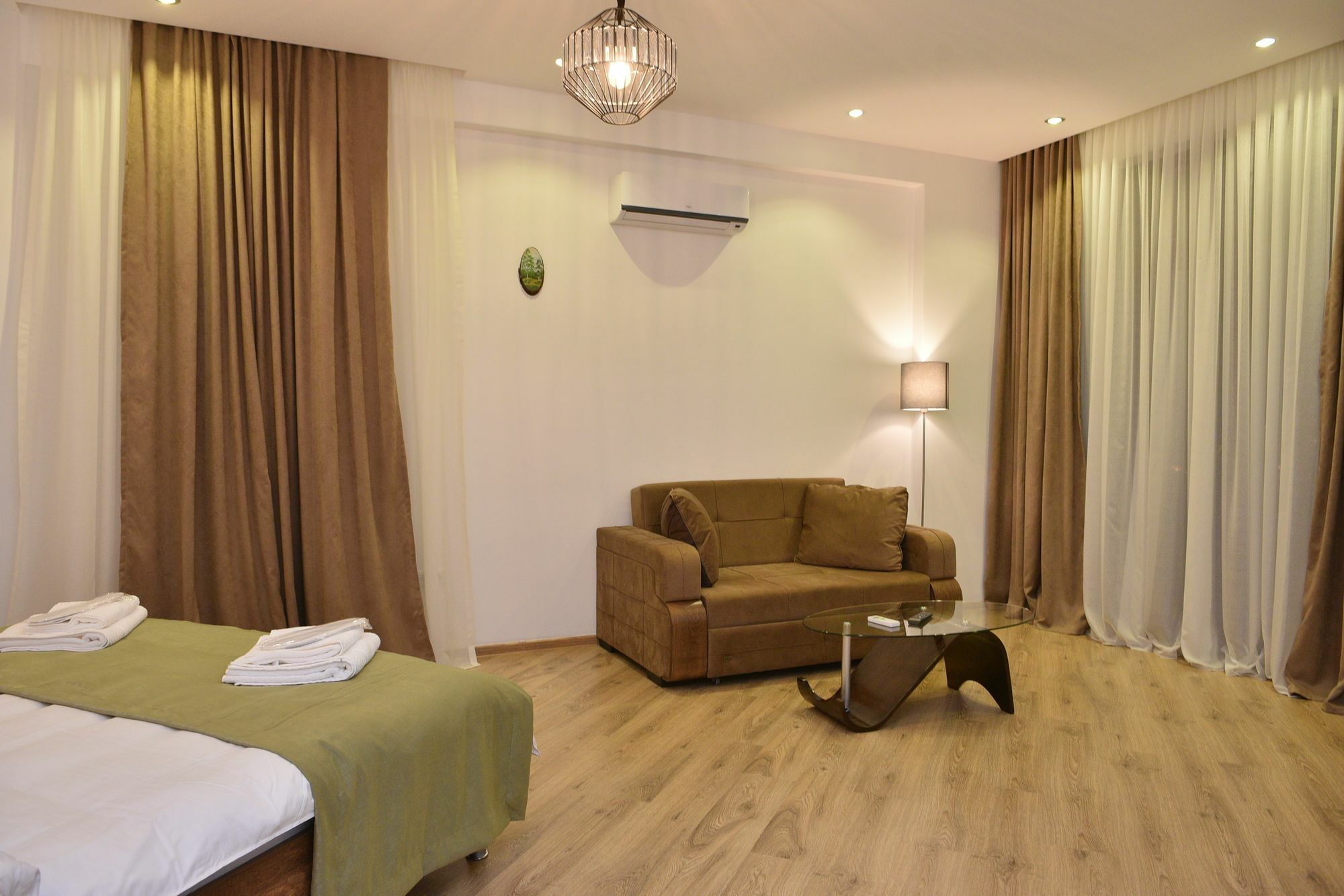 Hotel King Tom Tbilisi Zewnętrze zdjęcie